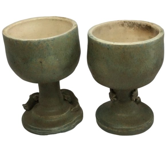 Vintage Art Pottery Signed Celadon Goblets With Lizards Amphibians Set of Two - Picture 3 of 7